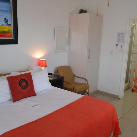 Driftsands Sea View Flats Uvongo Beach Exterior photo